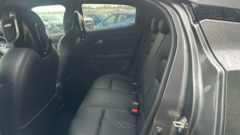 Nissan Juke 1.0 DiG-T 114 Tekna 5dr Petrol Hatchback